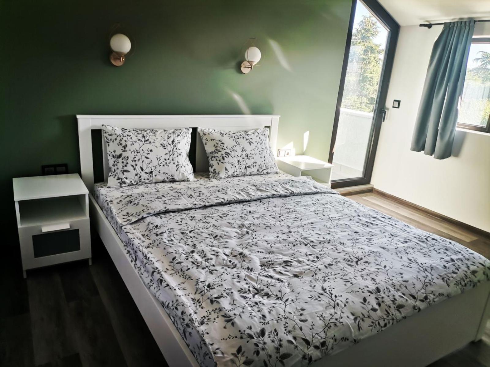 Guest House Yanita 바르나 외부 사진
