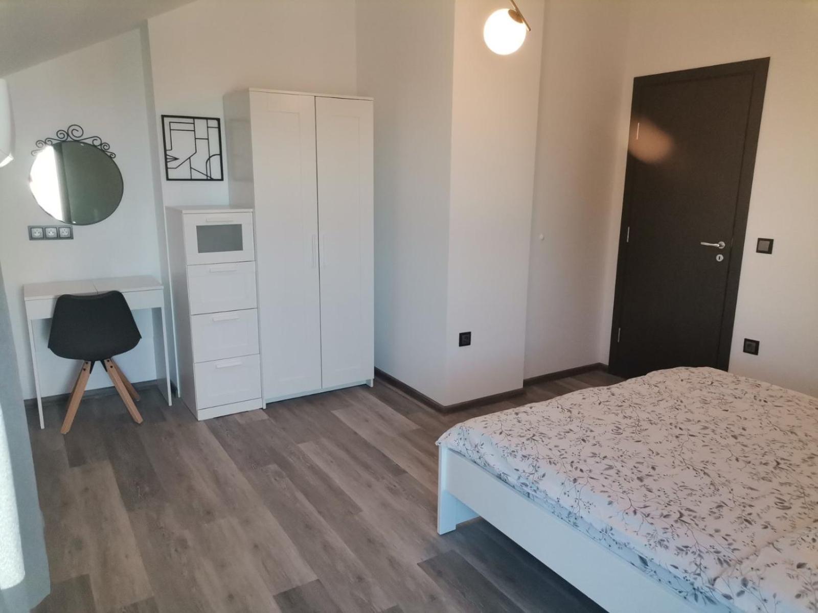 Guest House Yanita 바르나 외부 사진